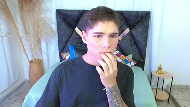 Snapshot of Mattass18 chatting on January 2026 01:26:02 PM Mattass18 online show from January 2026 01:26:02 PM