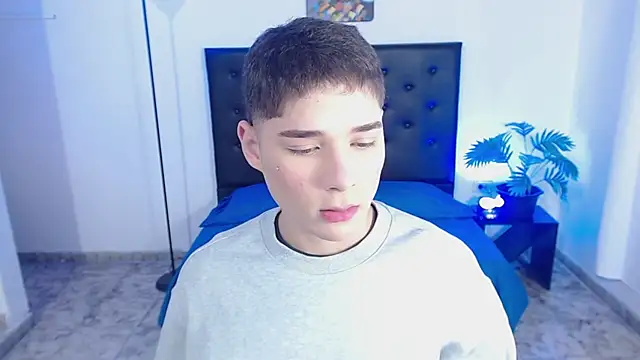 Snapshot of Mattass18 chatting on January 2026 01:38:02 PM Mattass18 online show from January 2026 01:38:02 PM