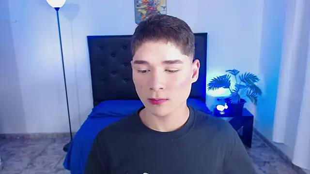 Snapshot of Mattass18 chatting on January 2026 01:38:02 PM Mattass18 online show from January 2026 01:38:02 PM