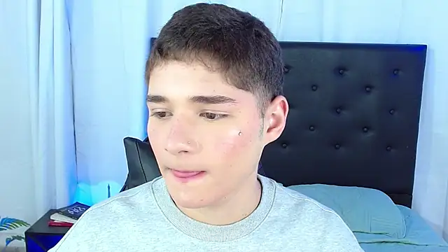 Snapshot of Mattass18 chatting on February 2026 01:30:02 PM Mattass18 online show from February 2026 01:30:02 PM