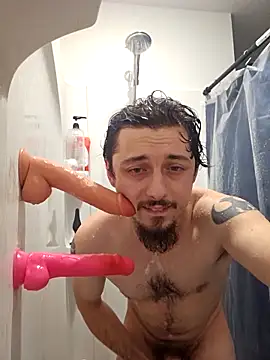 White FangandKawi online show from February 2026 07:56:01 AM