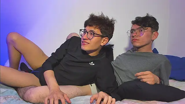 Snapshot of dani_angel_dark chatting on November 2025 01:39:01 AM dani angel dark online show from November 2025 01:39:01 AM