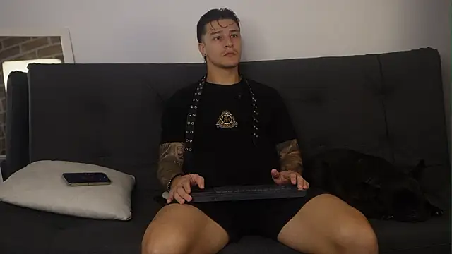 Snapshot of Dominick_walker chatting on February 2026 06:37:02 PM Dominick walker online show from February 2026 06:37:02 PM