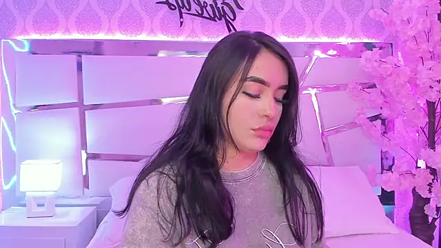 DevoraCarther online show from November 2025 02:30:01 PM