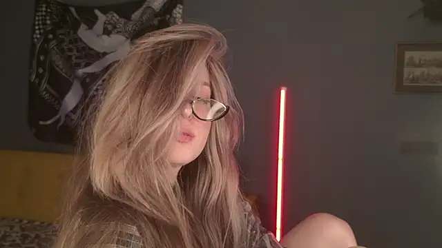 BellaSink online show from May 2026 04:45:02 PM