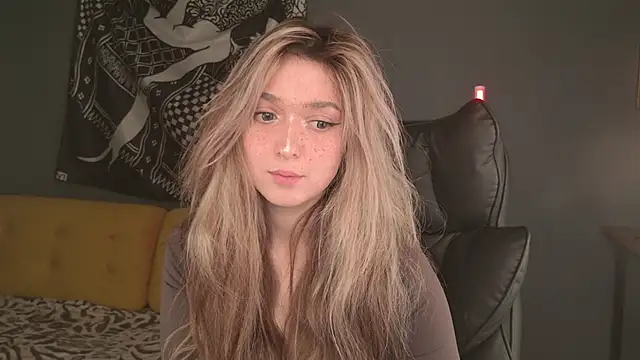 BellaSink online show from May 2026 11:11:01 PM