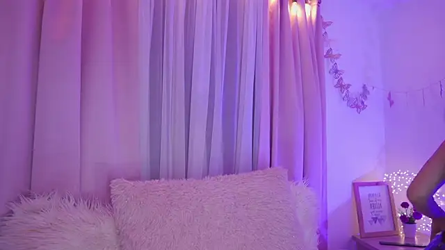 Snapshot of Meggie_ chatting on February 2026 10:58:02 PM Meggie online show from February 2026 10:58:02 PM