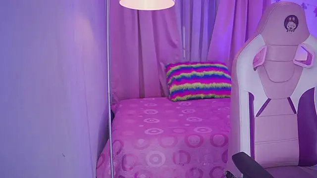 Snapshot of Meggie_ chatting on February 2026 11:12:02 PM Meggie online show from February 2026 11:12:02 PM