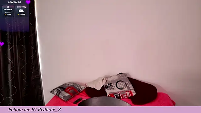 Rhosynn online show from February 2026 07:41:02 PM