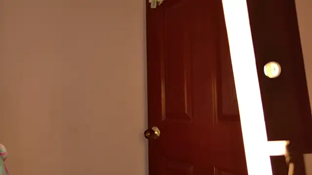 Rhosynn online show from February 2026 07:00:02 PM