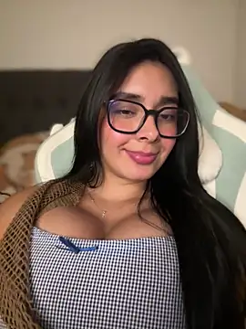 Snapshot of MiaSofia__ chatting on April 2026 07:45:01 AM MiaSofia online show from April 2026 07:45:01 AM