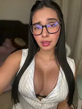 Snapshot of MiaSofia__ chatting on April 2026 04:28:01 AM MiaSofia online show from April 2026 04:28:01 AM