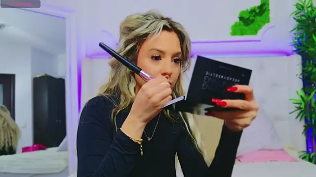 AriannaSins online show from January 2025 01:14:01 PM