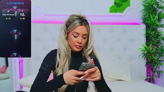 AriannaSins online show from February 2025 07:42:01 PM