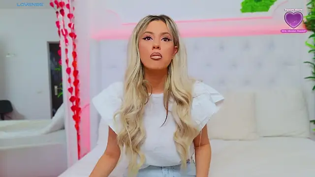 AriannaSins online show from March 2025 01:40:01 PM