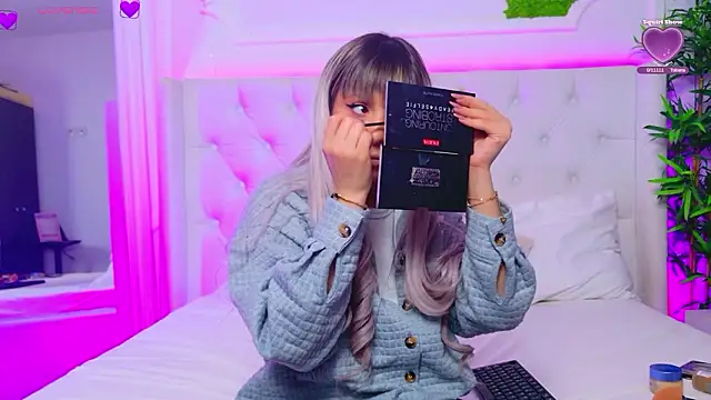 Snapshot of AriannaSins chatting on February 2026 03:16:02 PM AriannaSins online show from February 2026 03:16:02 PM