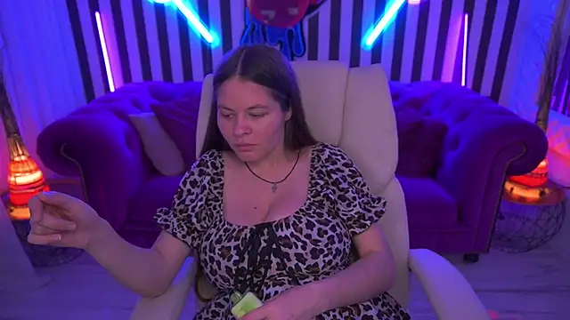 QueenEvieX online show from May 2026 08:36:01 PM