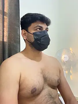 Handsome8677 online show from May 2026 01:28:01 PM