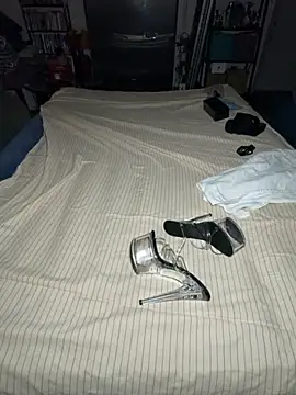 sissy diorcd online show from November 2025 07:44:01 AM