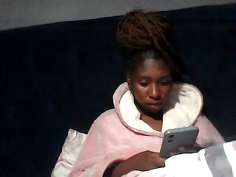 sexysmalldaily04 online show from October 2025 08:11:02 PM