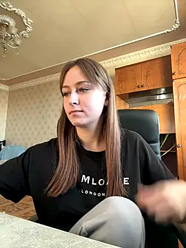 Snapshot of SinfulDream chatting on October 2025 01:11:01 PM SinfulDream online show from October 2025 01:11:01 PM