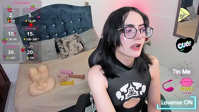 Snapshot of Noah_Cherry chatting on January 2026 09:31:02 PM Noah Cherry online show from January 2026 09:31:02 PM