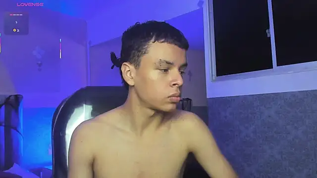 Snapshot of Xavier_Fox___ chatting on November 2025 03:49:02 AM Xavier Fox online show from November 2025 03:49:02 AM