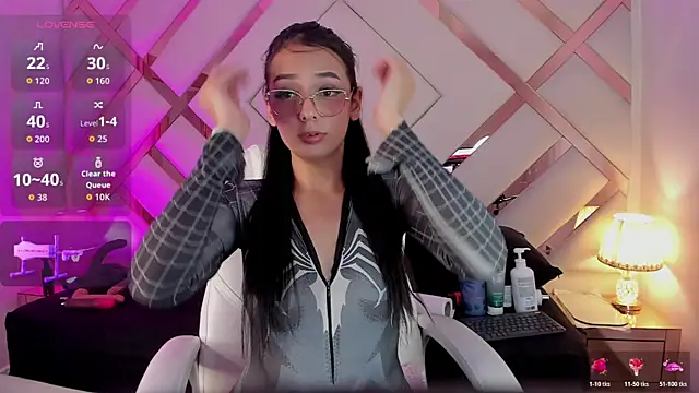 michelle cutee  online show from February 2026 08:02:01 PM