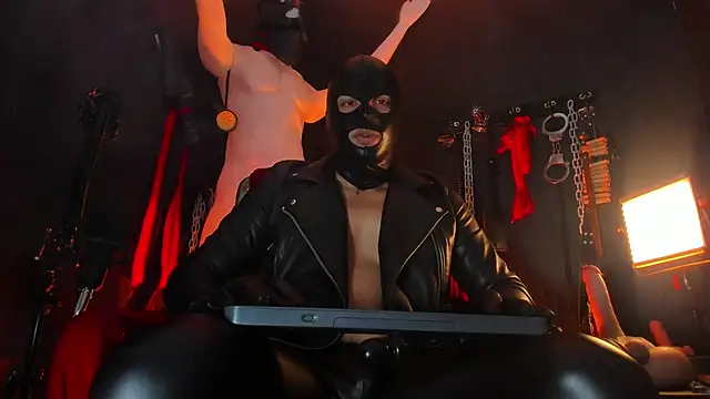 Snapshot of Master_Connor_BDSM chatting on April 2026 10:54:02 PM Master Connor BDSM online show from April 2026 10:54:02 PM