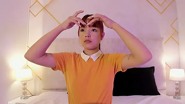 Martinaa Garcia online show from November 2025 07:48:02 PM