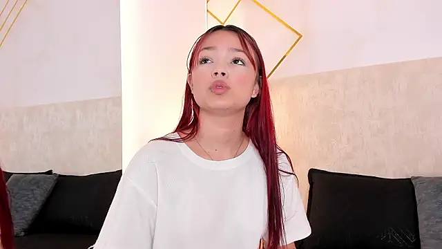 Martinaa Garcia online show from February 2026 07:29:02 PM