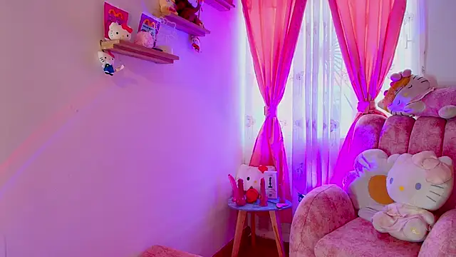 Snapshot of Lunaira_Deep chatting on December 2025 04:24:01 PM Lunaira Deep online show from December 2025 04:24:01 PM