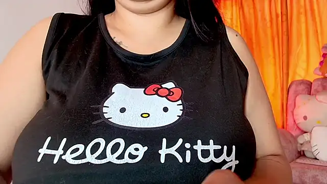 Snapshot of Lunaira_Deep chatting on April 2026 03:19:02 PM Lunaira Deep online show from April 2026 03:19:02 PM