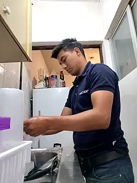 Snapshot of Carlosvelaz561162 chatting on April 2026 06:30:02 AM Carlosvelaz561162 online show from April 2026 06:30:02 AM