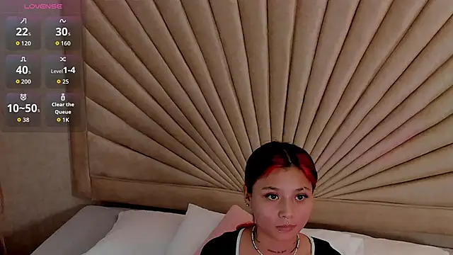 Emma duff online show from December 2025 08:13:01 PM