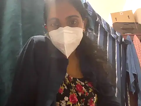 Snapshot of shainiasha1 chatting on May 2026 06:15:02 PM shainiasha1 online show from May 2026 06:15:02 PM