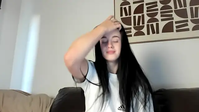 LexiSinnn online show from November 2025 05:31:01 AM