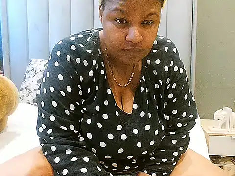 ZariahMoonfire online show from July 2026 12:42:02 PM