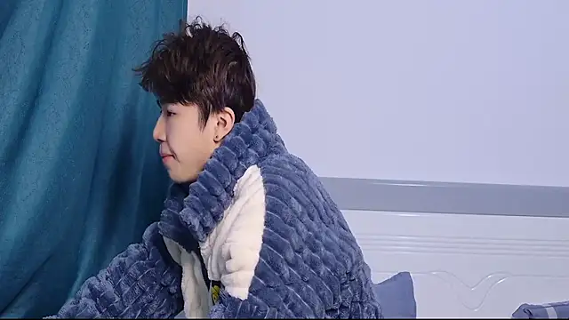 Snapshot of Stuffy-111 chatting on November 2025 10:59:01 AM Stuffy-111 online show from November 2025 10:59:01 AM