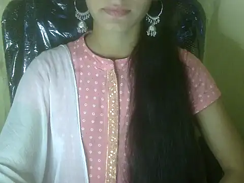 Snapshot of Shezi_N chatting on October 2025 08:44:01 AM Shezi N online show from October 2025 08:44:01 AM