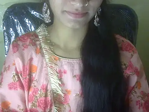 Snapshot of Shezi_N chatting on October 2025 10:30:01 AM Shezi N online show from October 2025 10:30:01 AM