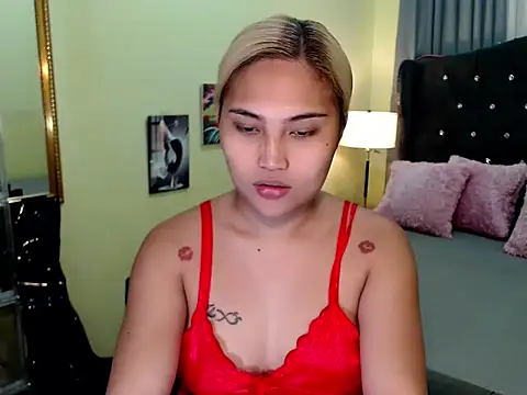 Sammyloove online show from May 2026 01:08:01 PM