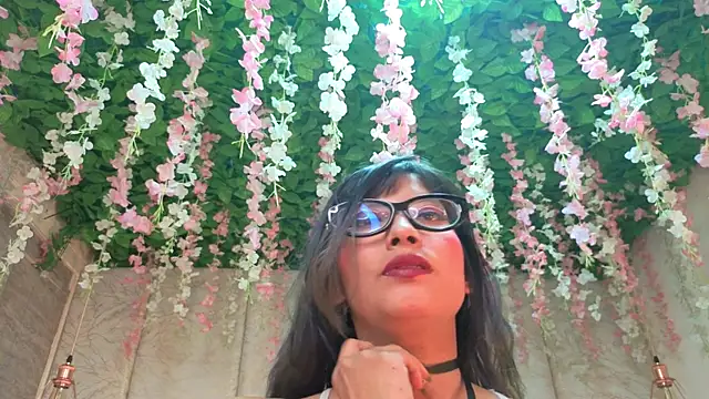Snapshot of Rynka_ chatting on June 2026 04:17:02 AM Rynka online show from June 2026 04:17:02 AM