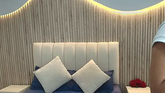 Aziz daud online show from October 2025 12:41:02 PM