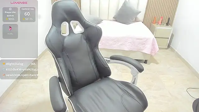 Aziz daud online show from April 2026 07:11:02 PM