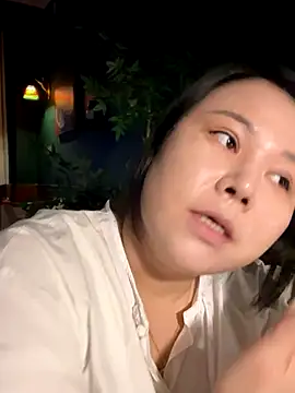 Snapshot of Alice9988 chatting on October 2025 09:54:02 AM Alice9988 online show from October 2025 09:54:02 AM