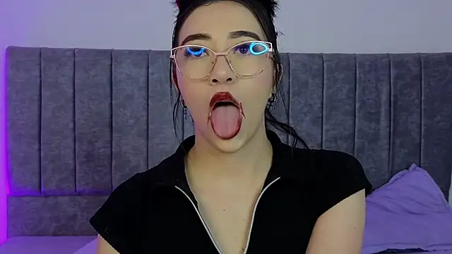 GabbieHill online show from October 2025 07:36:02 PM