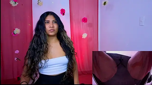 PaolaMedusa online show from November 2025 06:31:02 PM