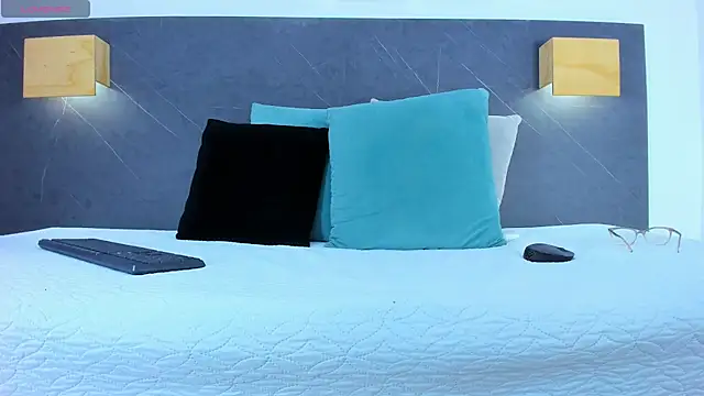 Snapshot of iamdoll chatting on February 2026 08:58:01 PM iamdoll online show from February 2026 08:58:01 PM