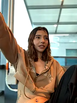 Snapshot of MiaaCute- chatting on October 2025 07:16:02 PM MiaaCute- online show from October 2025 07:16:02 PM